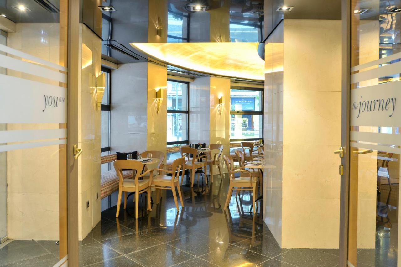 Hotel Melia Atene Esterno foto